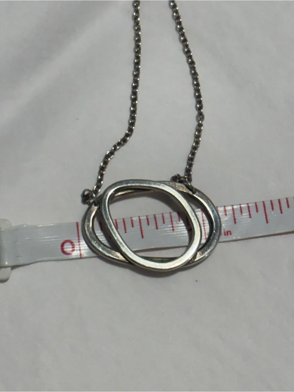 Silpada Silver Interlocking Circle Pendant Necklace